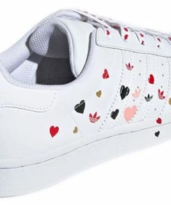 Adidas Originals (WMNS) Adidas Superstar 'Valentine's Day' FV3289 -Nike shoes-shop 2 74fc8b2e a139 4336 a09e 123ca3c2fc79