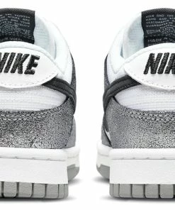 (WMNS) Nike Dunk Low 'Golden Gals' DO5882-001 -Nike shoes-shop 4 558b5b7d 120b 447f 8414 7ece5f5a5179