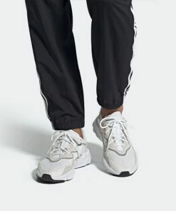 Adidas Originals Ozweego 'Cloud ' EE6464 -Nike shoes-shop 4 a03b6e2c d411 4a74 bbdd 1c6a5b0e97bb