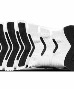 (WMNS) Nike Free Metcon 4 'Black White' CZ0596-010 -Nike shoes-shop 5 389fc824 7b06 4fba 8474 d55d3ffa7dfa