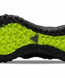 Nike ACG Mountain Fly Low GTX SE 'Dark Smoke Grey' DD2861-002 -Nike shoes-shop 5 c88c324c a827 4a0b b1e9 50bcd12fb097