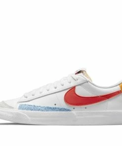 (WMNS) Nike Blazer Low '77 'White Orange' DC4769-105