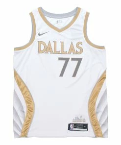 Men's Nike NBA Basketball Sports SW Fan Edition 20-21 Season Doncic Mavericks . No. 77 White Jersey CN1723-101